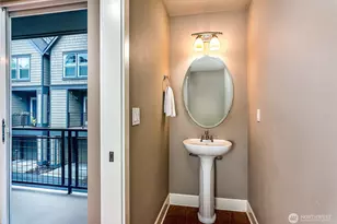 2612 SW Myrtle St, Seattle, WA 98106 - Photo 9