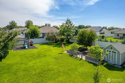 138 Scenic Drive NE, Moses Lake, WA 98837 - Photo 31