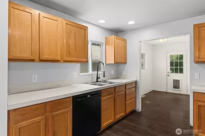610 Bertha Avenue, Bremerton, WA 98312 - Photo 13
