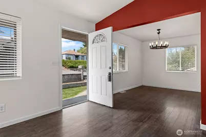 610 Bertha Avenue, Bremerton, WA 98312 - Photo 5