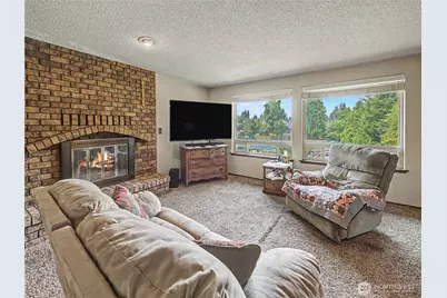 5310 W Tapps Drive E, Lake Tapps, WA 98391 - Photo 3