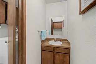 5310 W Tapps Dr E, Lake Tapps, WA 98391 - Photo 25