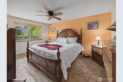 5310 W Tapps Drive E, Lake Tapps, WA 98391 - Photo 11