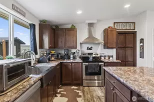 547 N Military Rd, Winlock, WA 98596 - Photo 13