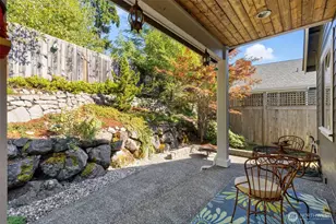 20276 Hillsong Pl NE, Poulsbo, WA 98370 - Photo 23