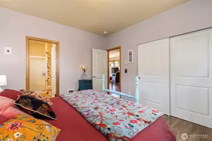 20276 Hillsong Pl NE, Poulsbo, WA 98370 - Photo 17