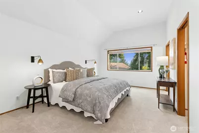 17102 NE 37th Place, Bellevue, WA 98008 - Photo 17