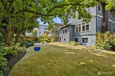 1532 5th Avenue W, Seattle, WA 98119 - Photo 31