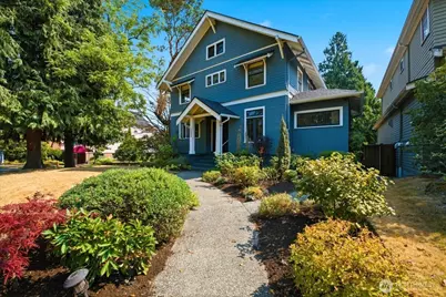 1532 5th Avenue W, Seattle, WA 98119 - Photo 1