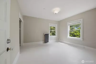1532 5th Avenue W, Seattle, WA 98119 - Photo 21