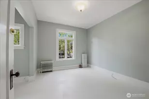 1532 5th Ave W, Seattle, WA 98119 - Photo 17