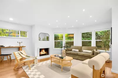 14651 NE 40th Street #F5, Bellevue, WA 98007 - Photo 5