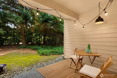 14651 NE 40th Street #F5, Bellevue, WA 98007 - Photo 3