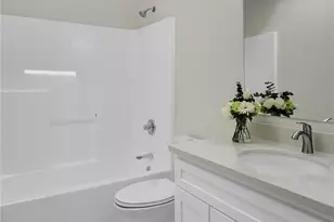 20702 Anna Ln, Arlington, WA 98223 - Photo 13