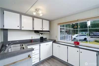9403 Pierce Lane #6, Sedro Woolley, WA 98284 - Photo 7