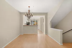 11942 NE 164th Ln, Bothell, WA 98011 - Photo 9