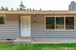 216 E Sleeper Rd, Oak Harbor, WA 98277 - Photo 3