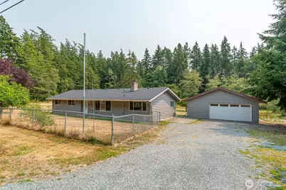 216 E Sleeper Road, Oak Harbor, WA 98277 - Photo 1