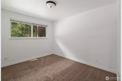 216 E Sleeper Road, Oak Harbor, WA 98277 - Photo 17