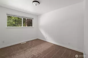 216 E Sleeper Rd, Oak Harbor, WA 98277 - Photo 17