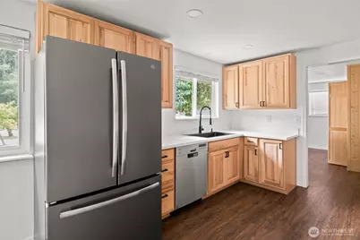 216 E Sleeper Road, Oak Harbor, WA 98277 - Photo 9