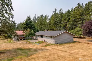 216 E Sleeper Rd, Oak Harbor, WA 98277 - Photo 27