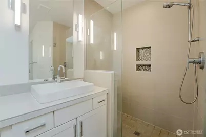 825 206th Avenue NE, Sammamish, WA 98074 - Photo 25