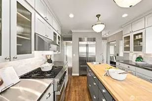 5431 49th Ave SW, Seattle, WA 98136 - Photo 9