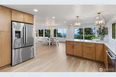 16858 76th Avenue W, Edmonds, WA 98026 - Photo 27