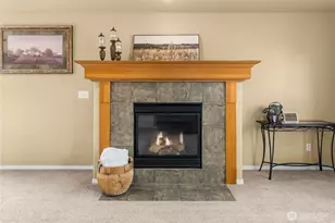 19529 100th St E, Bonney Lake, WA 98391 - Photo 5