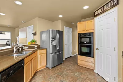 19529 100th Street E, Bonney Lake, WA 98391 - Photo 11
