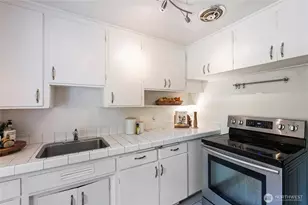 16563 18th Ave NE, Shoreline, WA 98155 - Photo 9