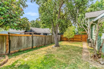 2309 McDougall Avenue, Everett, WA 98201 - Photo 35