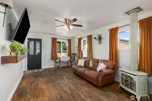 1425 Collins Rd, Buckley, WA 98321 - Photo 9