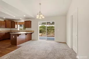 22217 Military Rd S, SeaTac, WA 98198 - Photo 7