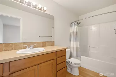22217 Military Rd S, SeaTac, WA 98198 - Photo 17
