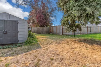 2107 D Street SE, Auburn, WA 98002 - Photo 17