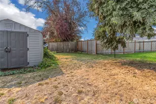 2107 D St SE, Auburn, WA 98002 - Photo 17