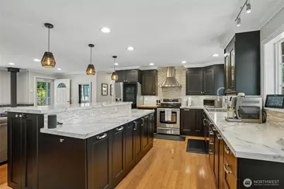 7203 35th Street NW, Gig Harbor, WA 98335 - Photo 9