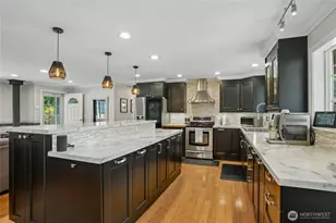 7203 35th St NW, Gig Harbor, WA 98335 - Photo 9