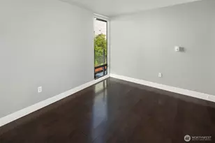 4561 Lake Washington Blvd NE, Kirkland, WA 98033 - Photo 13