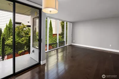 4561 Lake Washington Boulevard NE #201, Kirkland, WA 98033 - Photo 7
