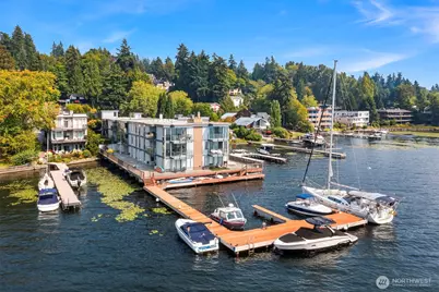 4561 Lake Washington Boulevard NE #201, Kirkland, WA 98033 - Photo 19