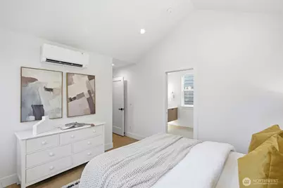 7533 31st Avenue NE, Seattle, WA 98115 - Photo 13