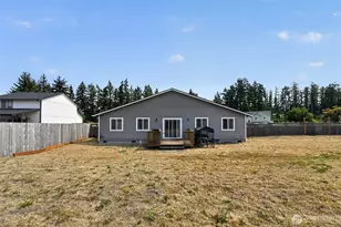 8312 217th St E, Spanaway, WA 98387 - Photo 31
