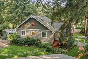 11122 Cole Pl, Anderson Island, WA 98303 - Photo 9