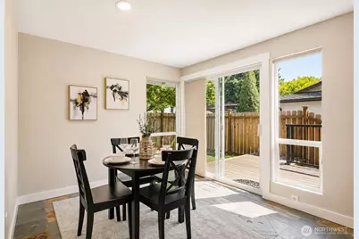 6341 121st Avenue SE, Bellevue, WA 98006 - Photo 13