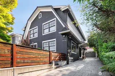 734 10th Avenue E, Seattle, WA 98102 - Photo 1