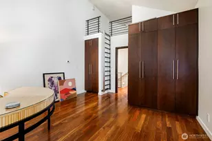 734 10th Ave E, Seattle, WA 98102 - Photo 23