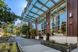 588 Bell St, Seattle, WA 98121 - Photo 31